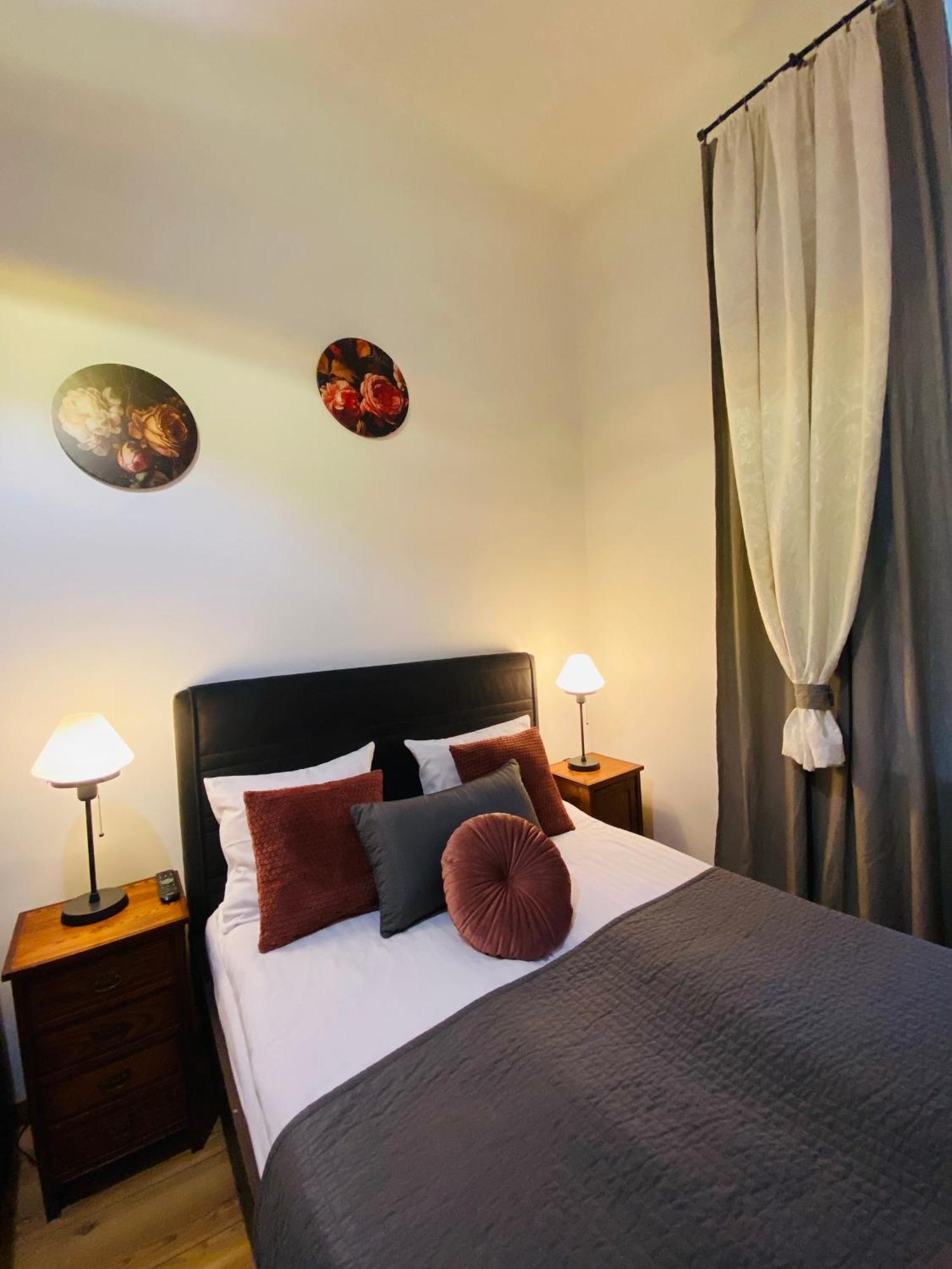 Krakow Apartments & Rooms Esterno foto